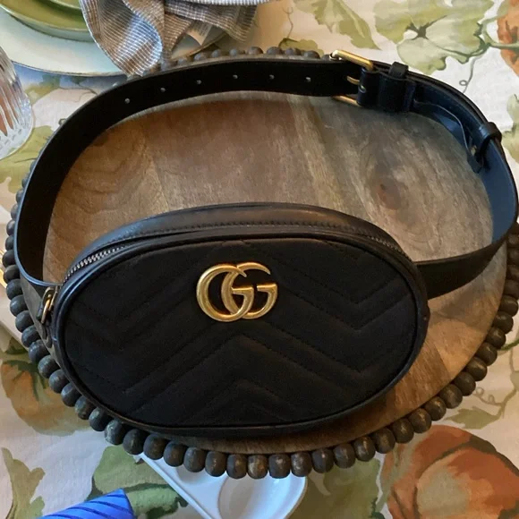 GUCCI GG Marmont Women's Belt Bag - Picture 11 of 11